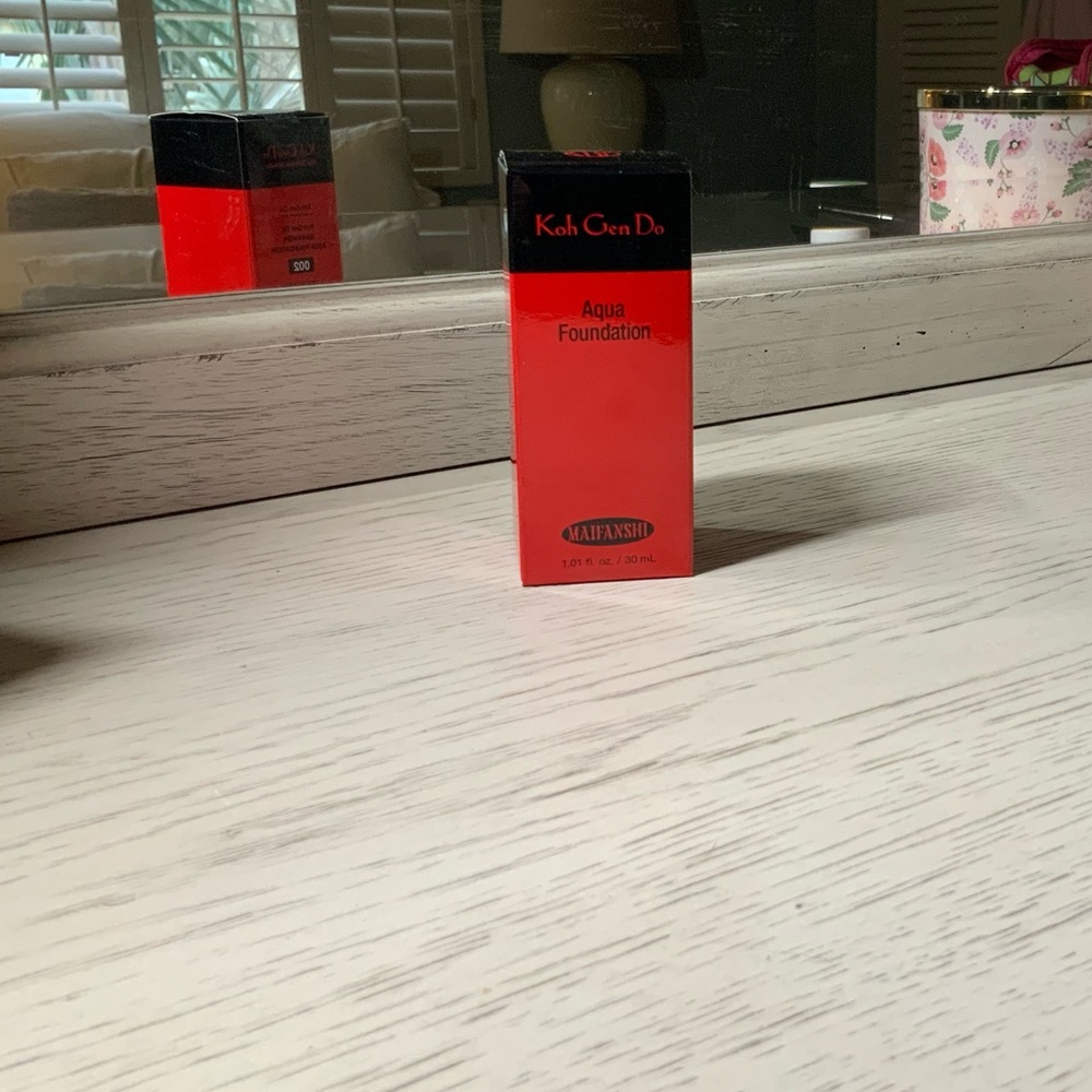 Koh Gen Do Aqua Foundation